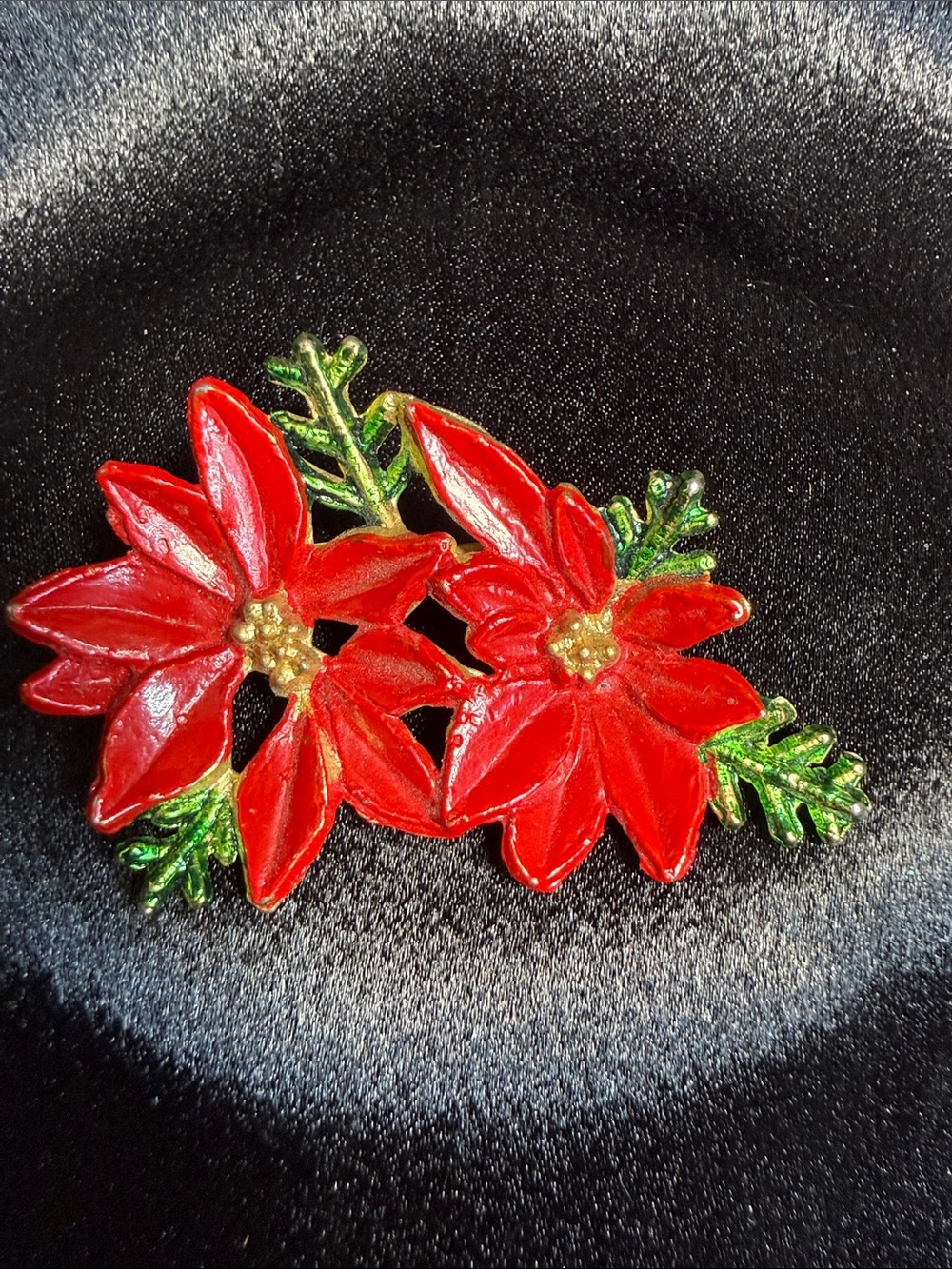 Vintage Red Poinsettia Floral Brooch -